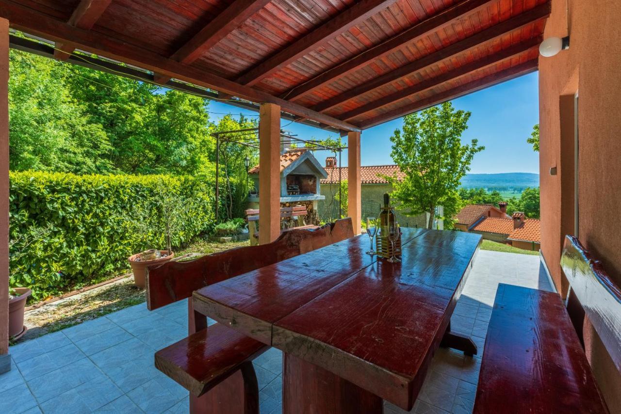 House Nado Villa Pulgarija Cepic Екстериор снимка
