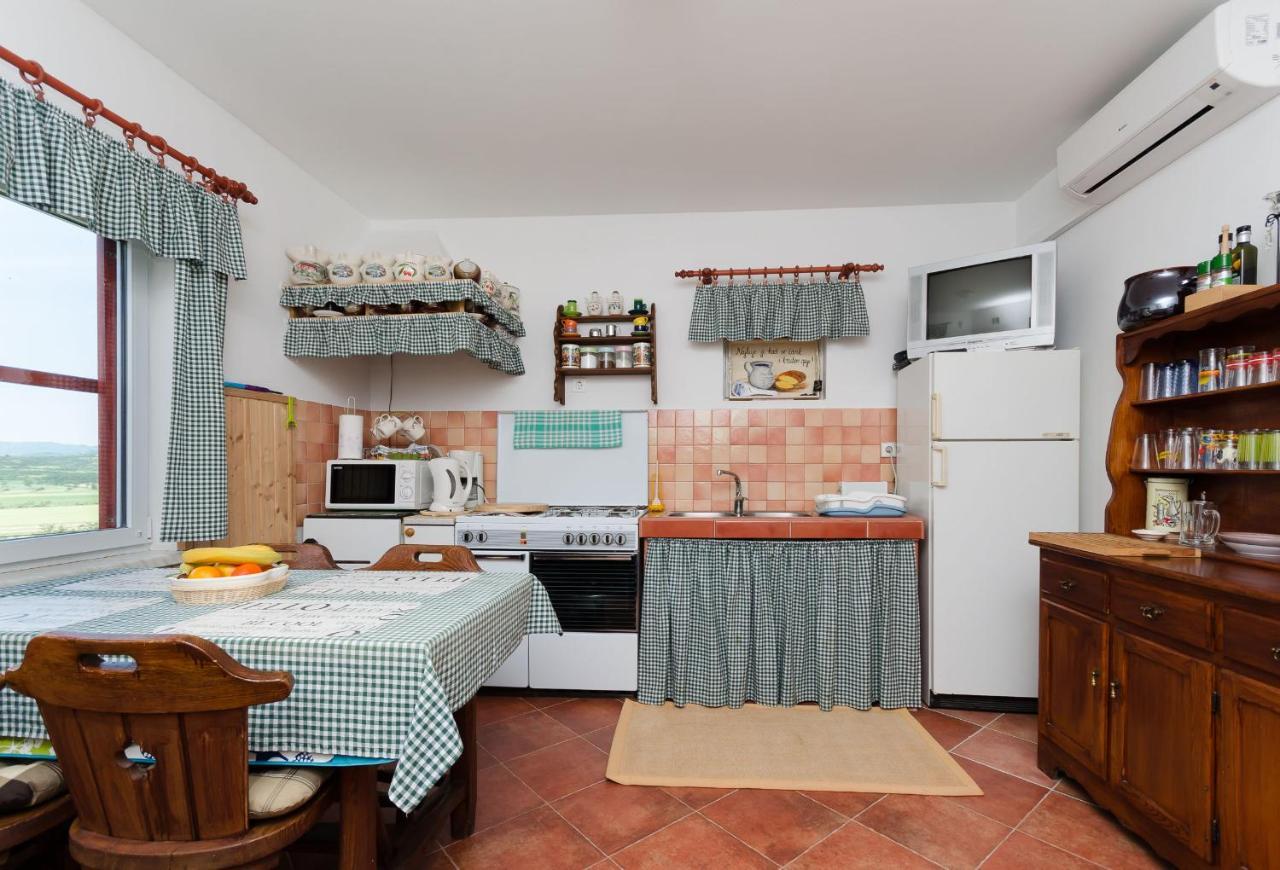 House Nado Villa Pulgarija Cepic Екстериор снимка