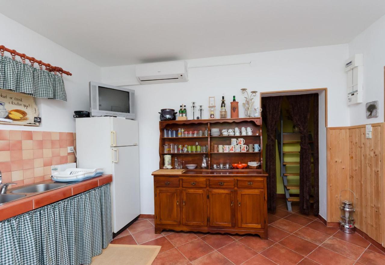 House Nado Villa Pulgarija Cepic Екстериор снимка